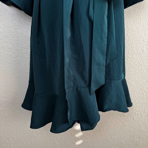 Birdy Grey Kenny Robe Matte Satin Emerald Ruffle XL/XXL - Picture 5 of 10